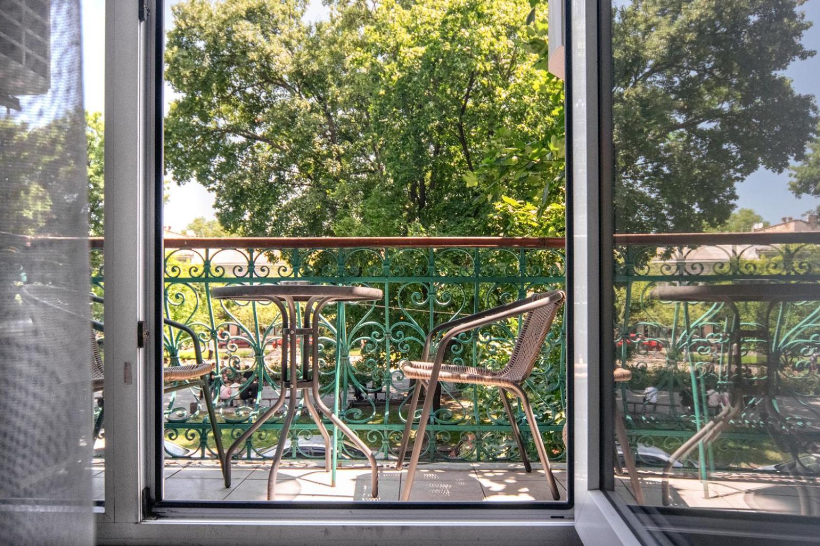 Apart Hotel Michelle Одеса Екстериор снимка