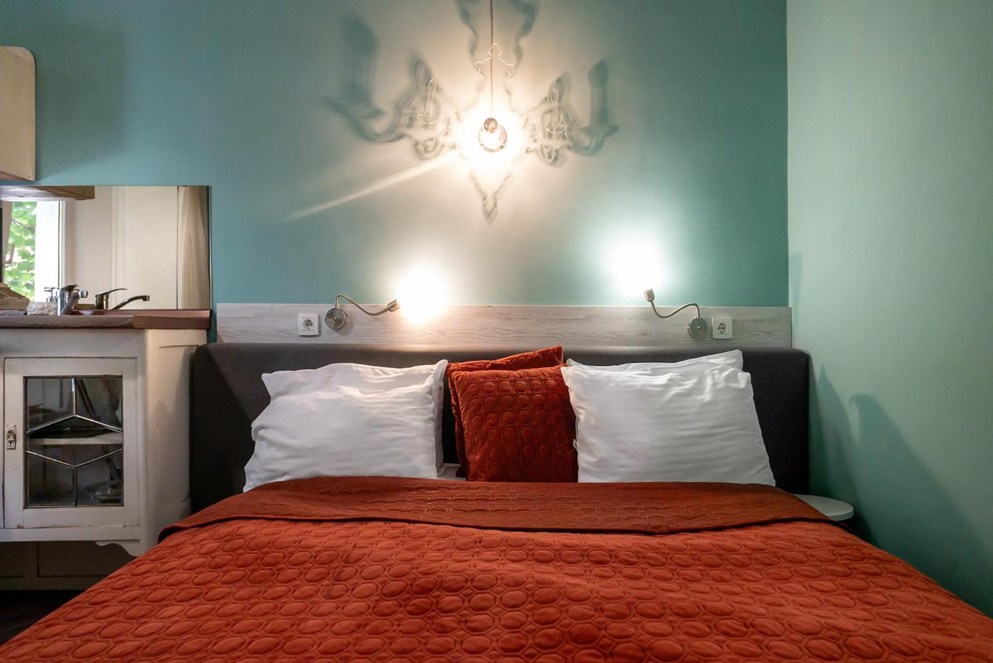 Apart Hotel Michelle Одеса Екстериор снимка
