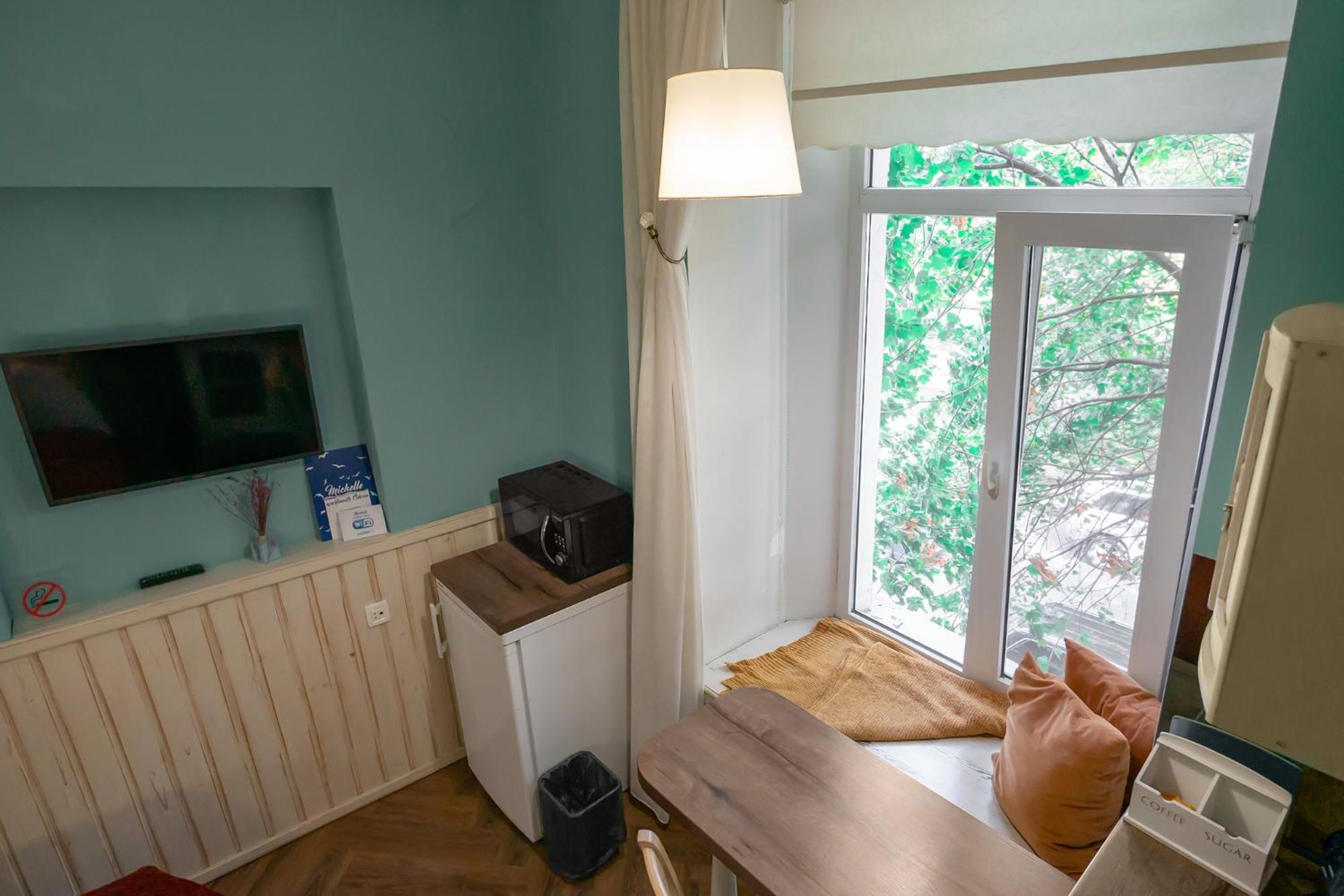 Apart Hotel Michelle Одеса Екстериор снимка