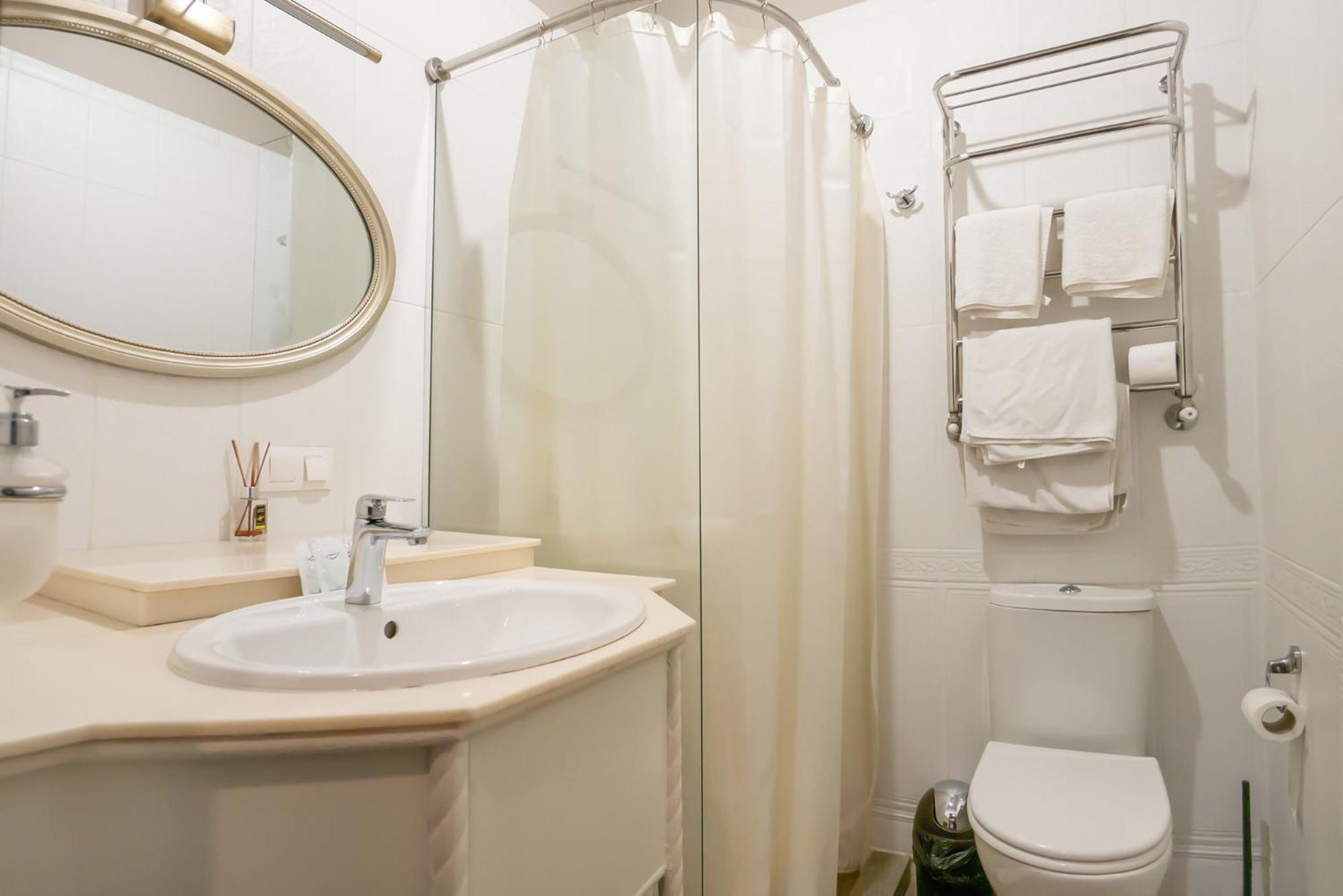 Apart Hotel Michelle Одеса Екстериор снимка