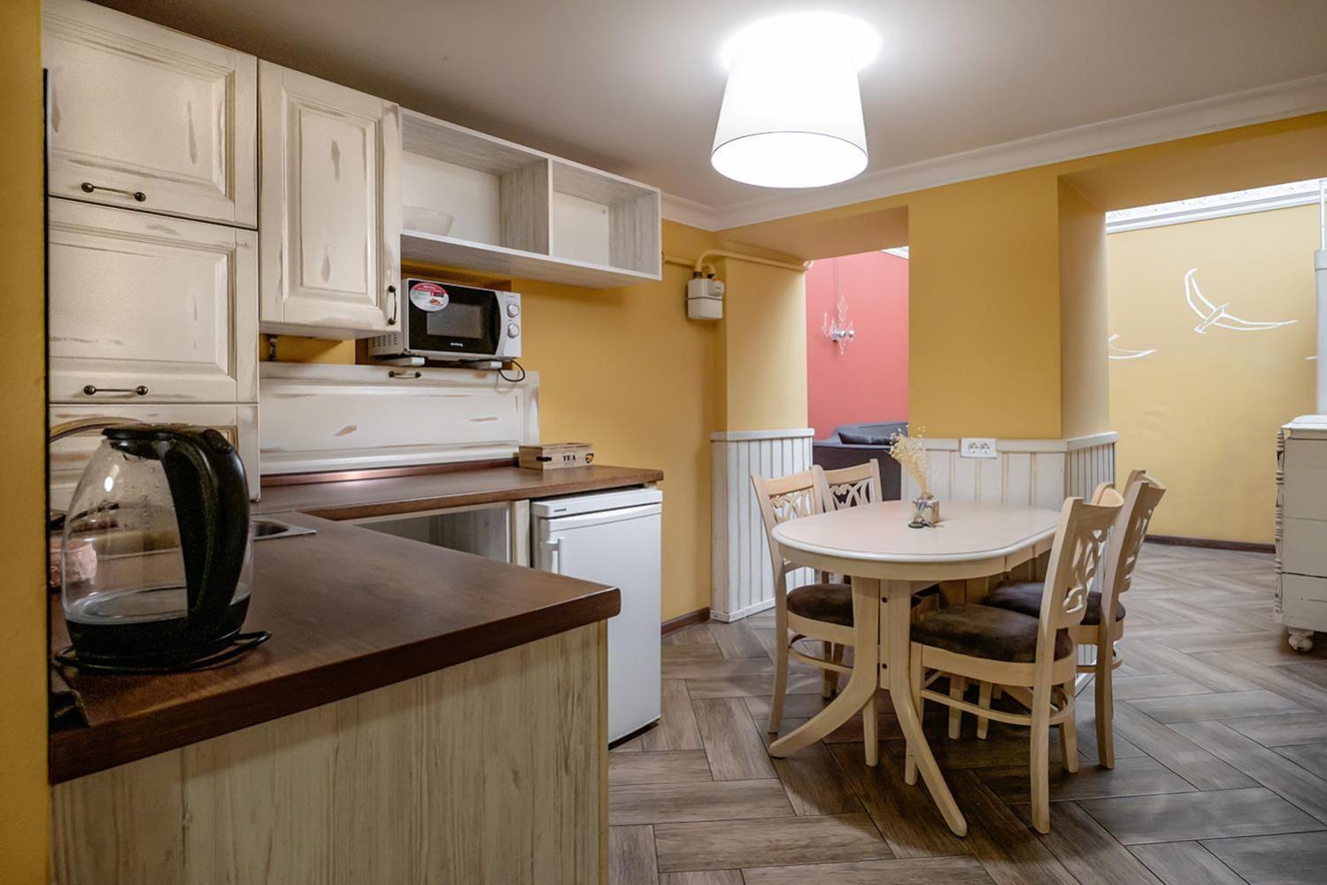 Apart Hotel Michelle Одеса Екстериор снимка