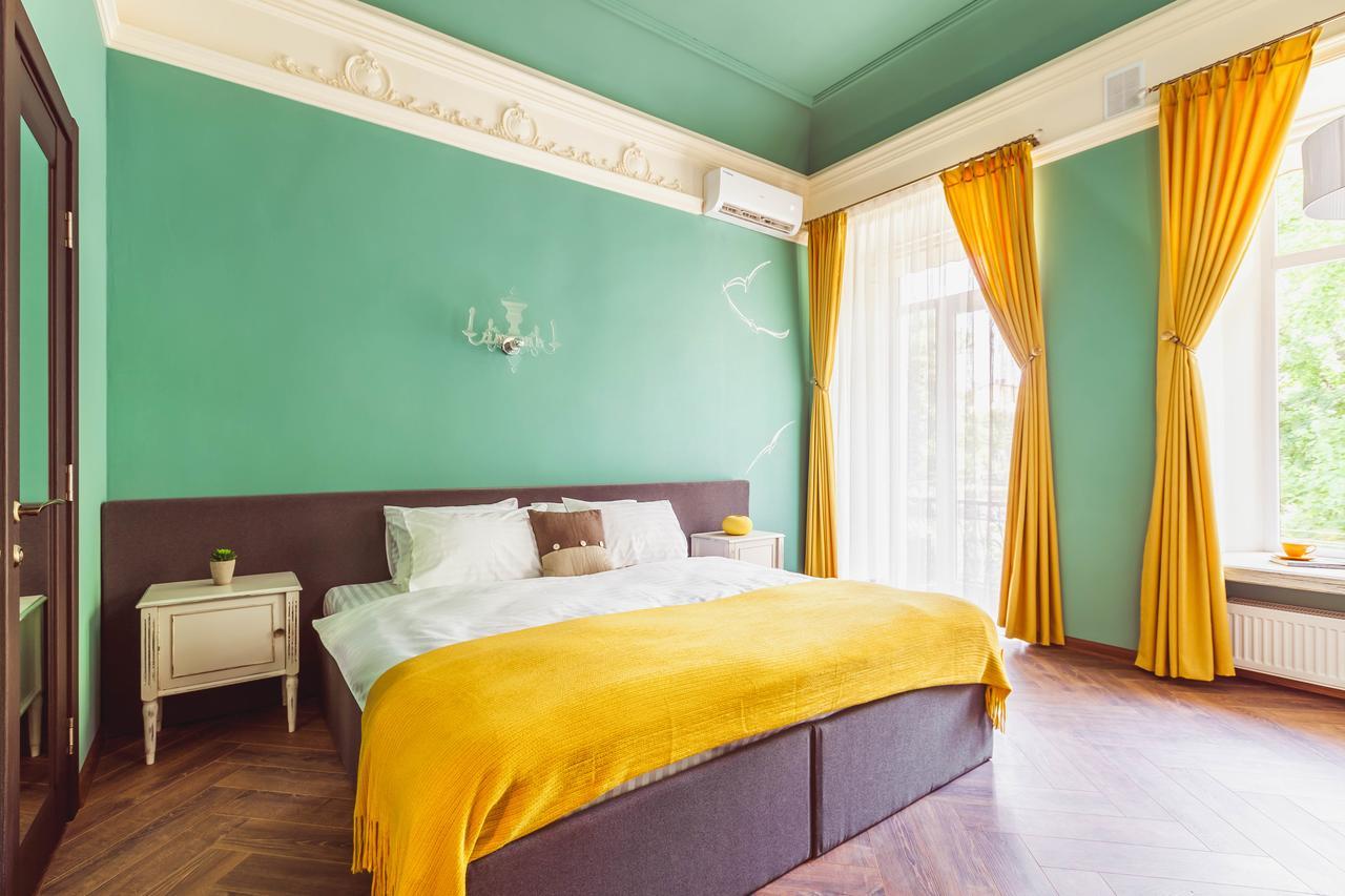 Apart Hotel Michelle Одеса Екстериор снимка