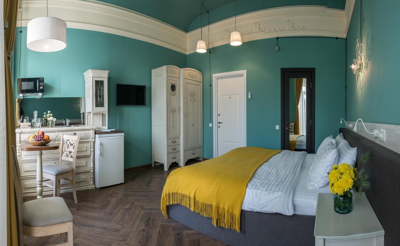 Apart Hotel Michelle Одеса Екстериор снимка