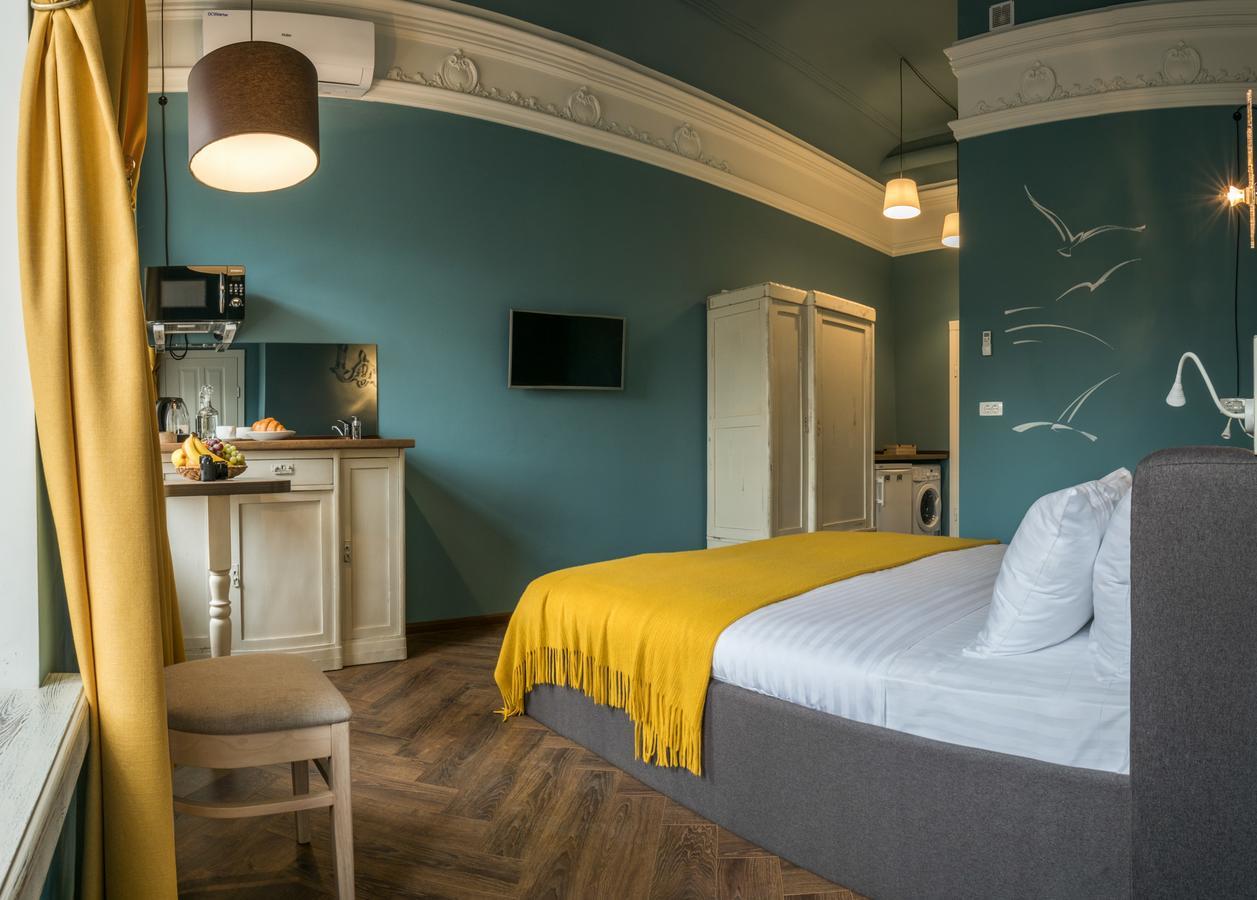 Apart Hotel Michelle Одеса Екстериор снимка